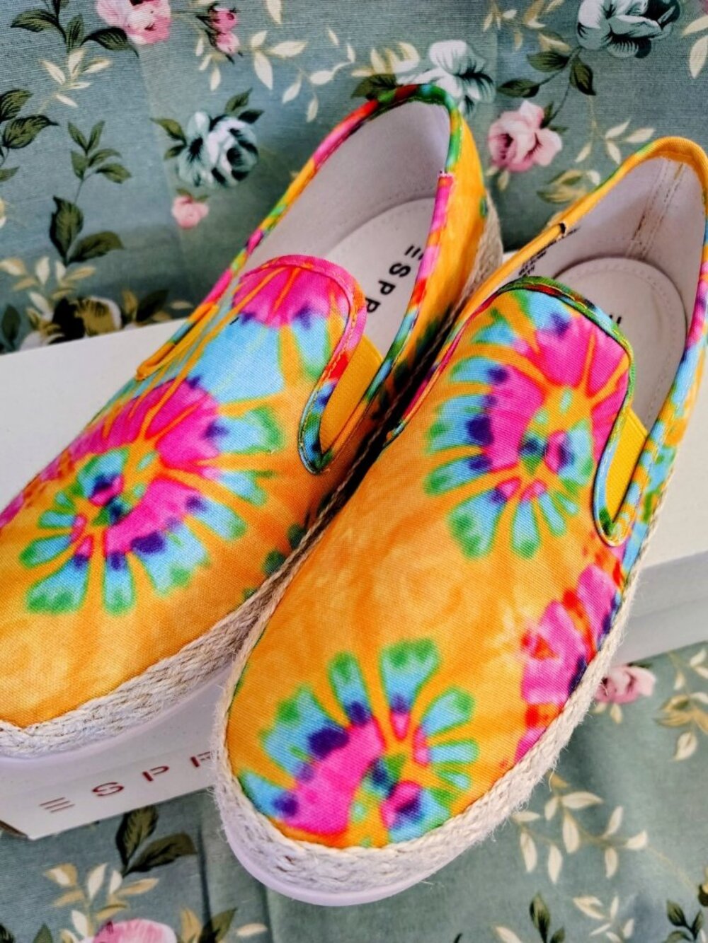 NIB Espirit Erika Yellow Pink Tie-Dye Espadrille Sneakers Womens Shoes Size 8 - Picture 5 of 14